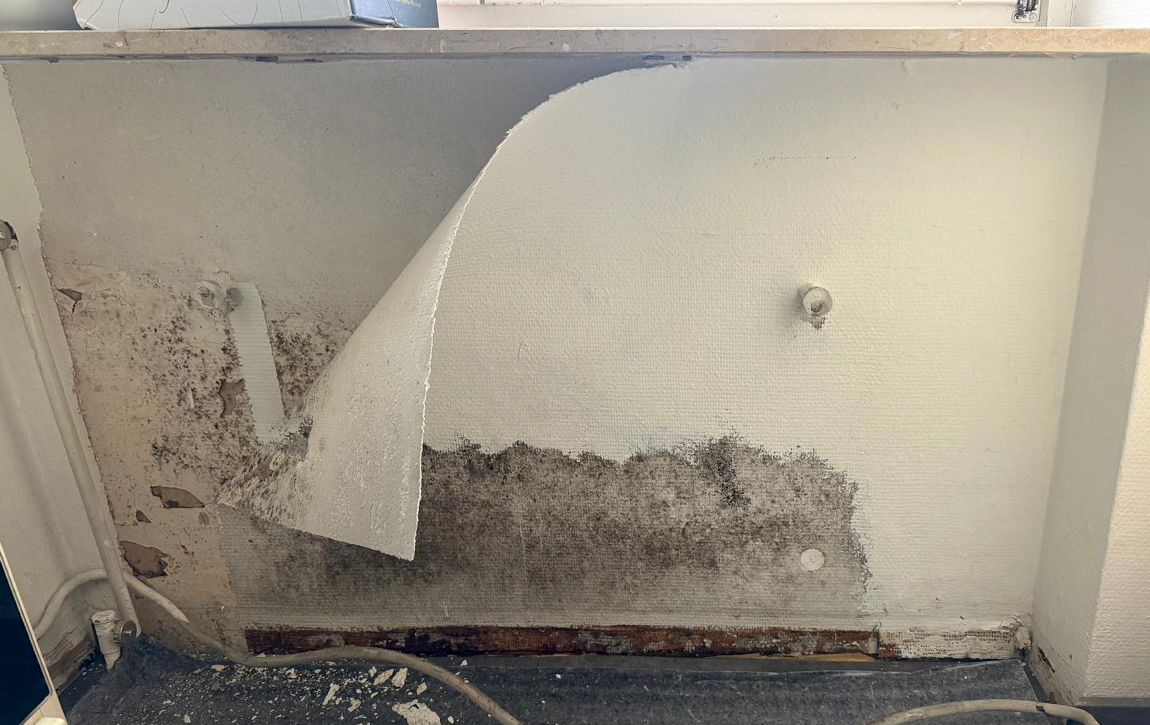 Innendämmung einer Heizungsnische vorher